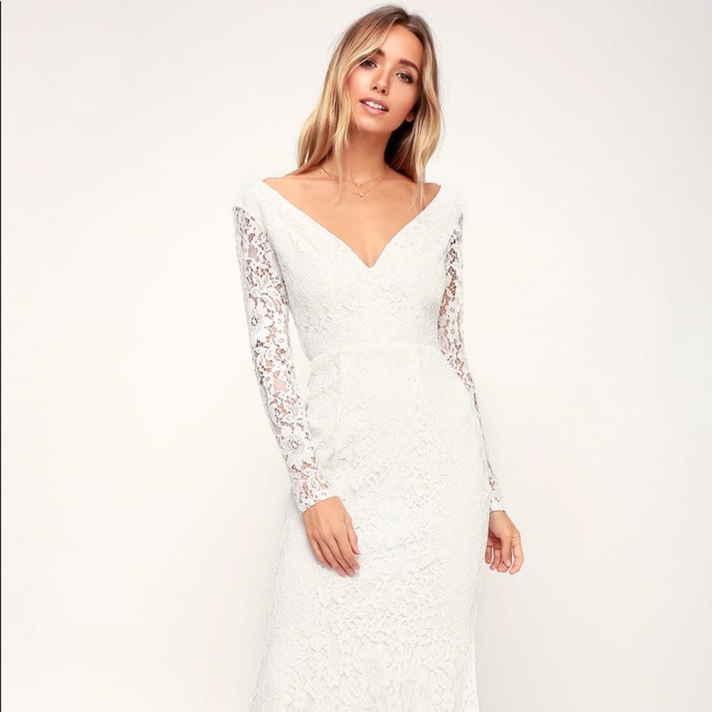 NWT Lulu’s Natural White Lace Long Sleeve Maxi